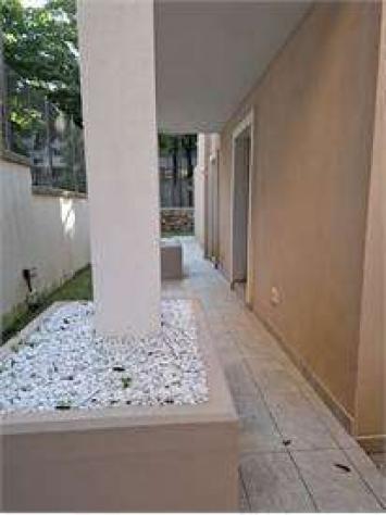 V001732 - APPARTAMENTO GRANDE CON GIARDINO SENZA BARRIERE - Foto 3