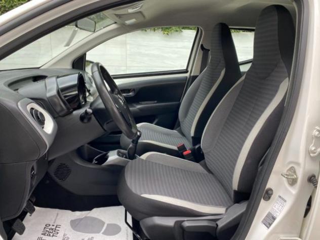 TOYOTA Aygo Connect 1.0 VVT-i 72 CV 5p x-play rif. 20379242 - Foto 8