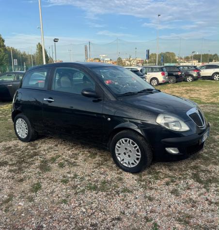 Lancia Ypsilon 1.2 Argento - Foto 6
