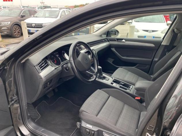 VOLKSWAGEN Passat Variant 2.0 TDI SCR EVO DSG Business rif. 23927010 - Foto 5