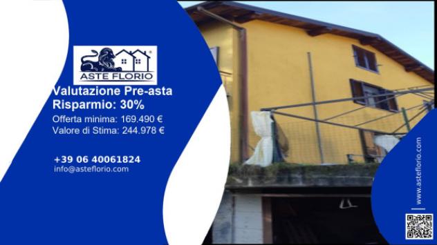 Immobile in asta di 211 m², box auto doppio in vendita a Cuasso al Monte