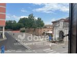 Palazzo / Stabile di 1200 m² con più di 5 locali in vendita a Ferrara