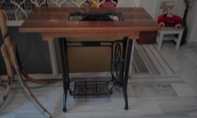 Solo mobile per macchina da cucire SINGER anni 20/30 - Foto 3