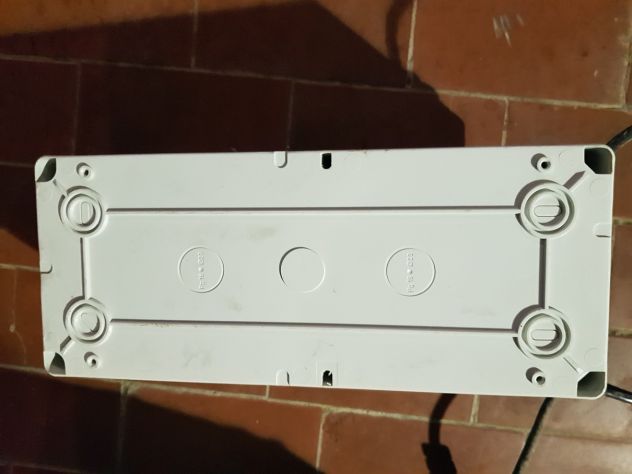 presa 24 volt per officina gewiss con trasformatore 220 v /24v come foto - Foto 3