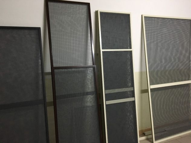 installazione di zanzariere su misura e tende da sole - Foto 4