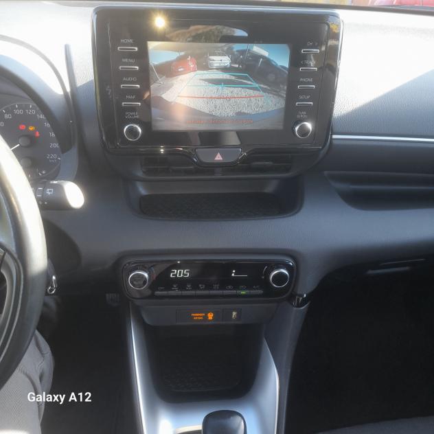 Toyota Yaris 1.5 Hybrid 5 porte Lounge - Foto 10