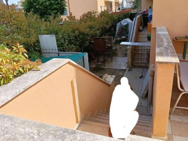 Immobile in asta di 107 m² con più di 5 locali e box auto in vendita a Perugia - Foto 2