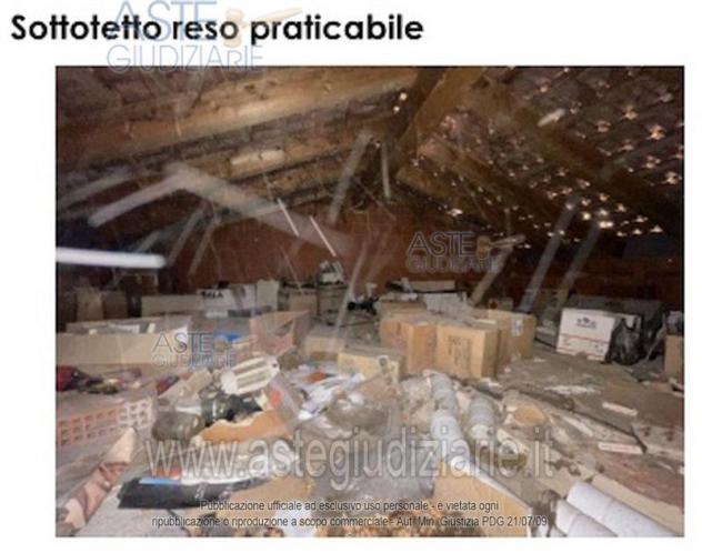 IMMOBILI-IMMOBILE RESIDENZIALE-Via Petiva 4 - Foto 4