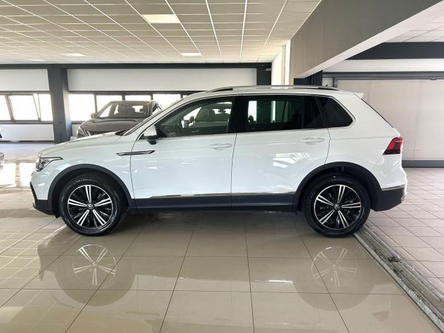 Volkswagen Tiguan 2.0 TDI 150CV Elegance DSG 4MOTION - Foto 6