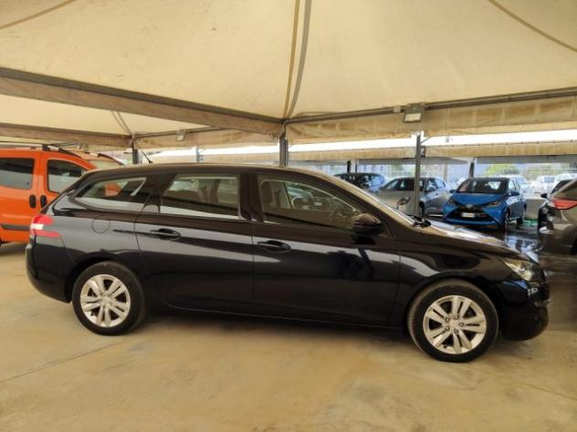 PEUGEOT 308 SW 1.6 e-HDi 115cv S&S Active rif. 24226353 - Foto 2