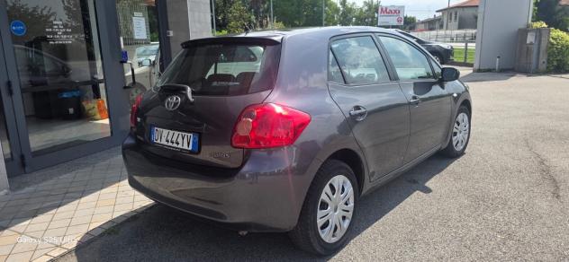 Toyota Auris 1.4 benzina Neopatentati - Foto 6