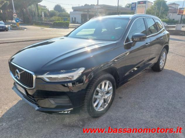 VOLVO XC60 B4 (d) AWD Geartronic Momentum Pro rif. 23313361