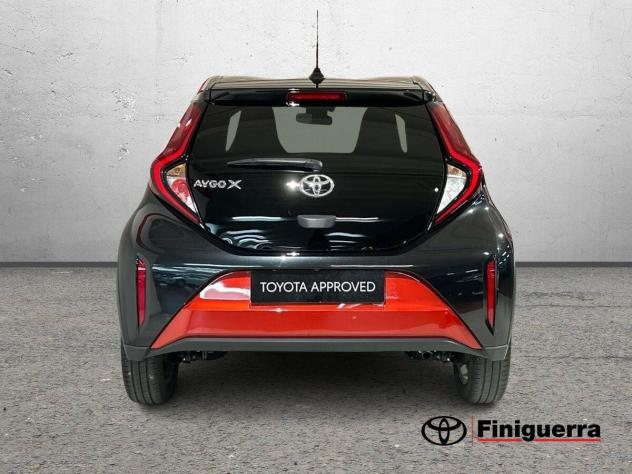 Toyota Aygo X 1.0B (72 CV) Active - Foto 4