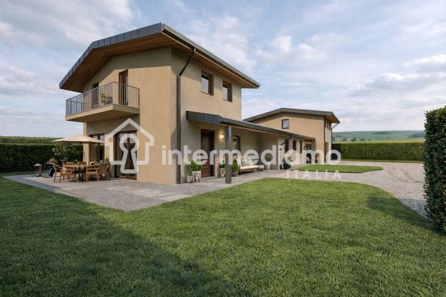 VILLA SU DUE LIVELLI CON GIARDINO PRIVATO - Foto 2