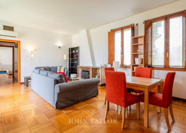Attico / Mansarda di 85 m² con 5 locali in affitto a Milano - Foto 10