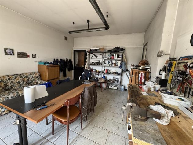 Operazione immobiliare a rustico immersa nel verde della Brianza - Foto 13