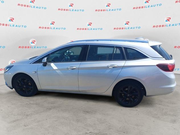 Opel Astra Astra Sports Tourer 1.6 cdti Innovation 136cv auto - Foto 3