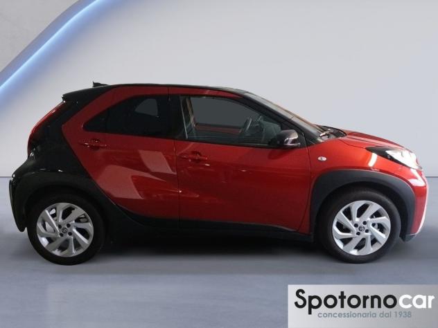 Toyota Aygo X 1.0B (72 CV) Trend S-CVT - Foto 7