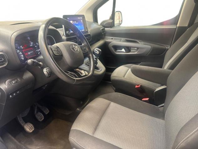 Toyota Proace City Verso 1.5D 130 CV S&S L1 Executive - Foto 7