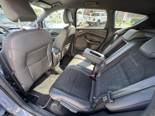 Ford Kuga 1.5 Ecoboost 120CV S&S 2WD Stealth - Foto 10