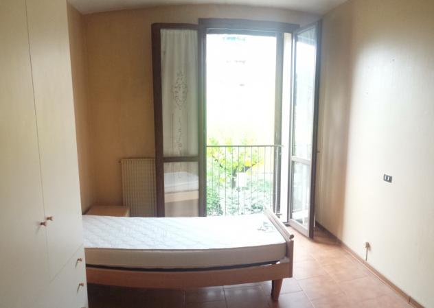 Stanza in appartamento in affitto a Bologna