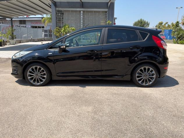 Ford Fiesta 1.5 TDCi 75CV ST-Line - Foto 3