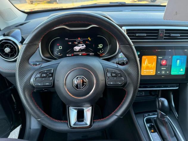 MG ZS 1.0T-GDI Luxury Auto, FULL LED, RETROCAMERA - Foto 9