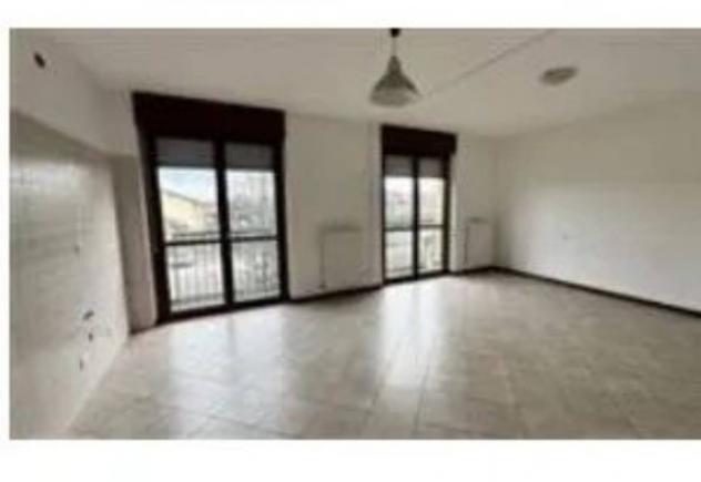 Immobile in asta di 47 m², box auto in vendita a Oleggio - Foto 2
