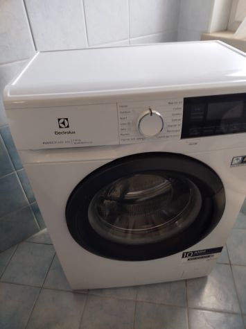 LAVATRICE NUOVA ELECTROLUX PERFECTCARE 600 - Foto 2