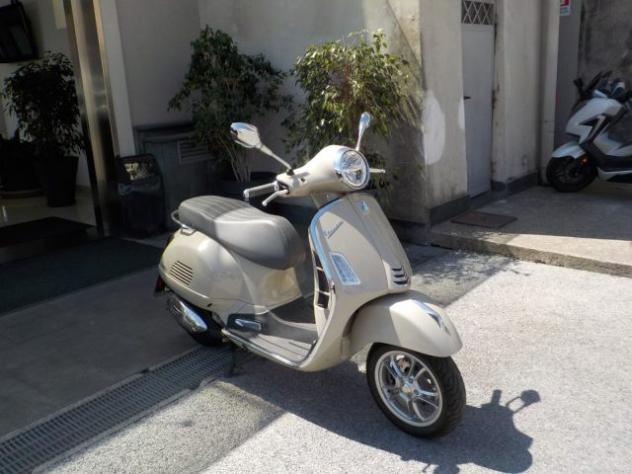 VESPA GTS 300 Anno 2024 rif. 23789796 - Foto 3