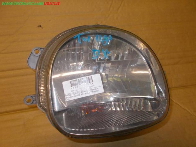 PROIETTORE D. PARAB.CROMATA TRASPARENTE RENAULT TWINGO (C06)  Parti elettriche  Fanaleria  Proiettori  Proiettore ant. RENAULT - TWINGO - 01-09-1998 -