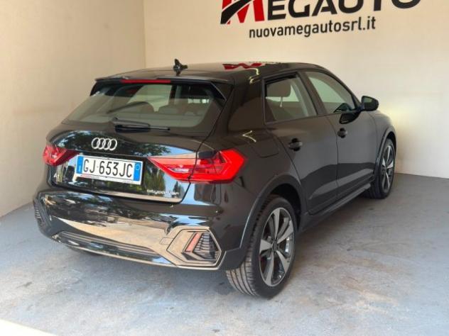 AUDI A1 citycarver 30 TFSI Identity Contrast rif. 24019206 - Foto 5