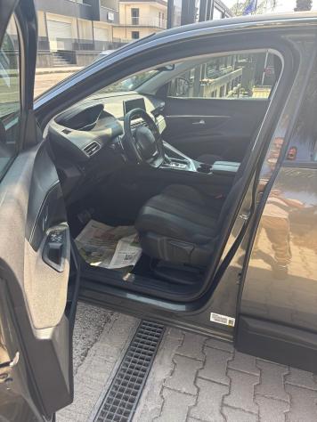 Peugeot 3008 BlueHDi 130 S&S Business - Foto 7