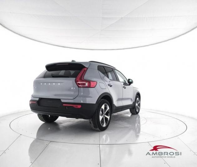 VOLVO XC40 B3 Mild hybrid Benzina Plus Dark rif. 23986869 - Foto 3