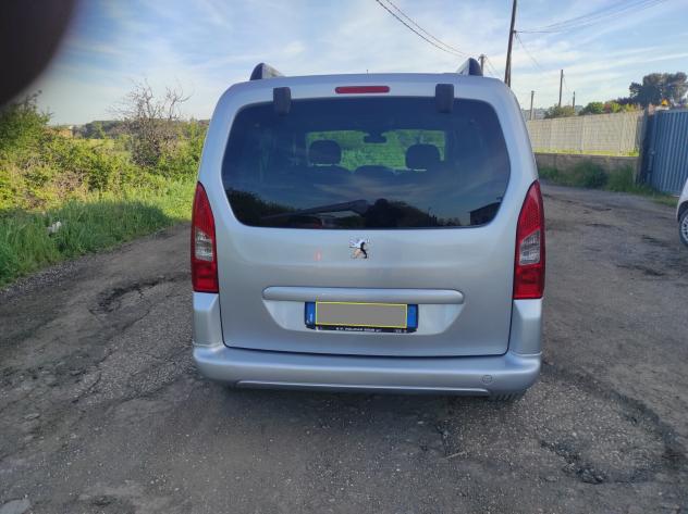 Peugeot Partner Tepee 1.6 HDi 90CV FAP Premium - Foto 8