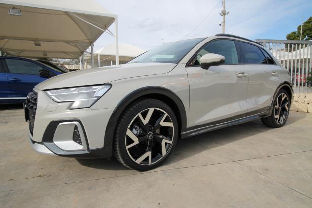 Audi A3 Allstreet 35 TFSI Identity Contrast KM0 - Foto 3