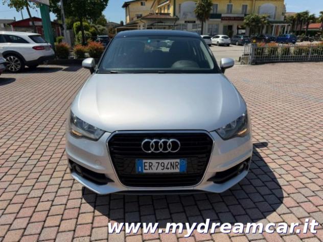 AUDI A1 1.6 TDI Sportback S-Line Exterior rif. 23722669 - Foto 9