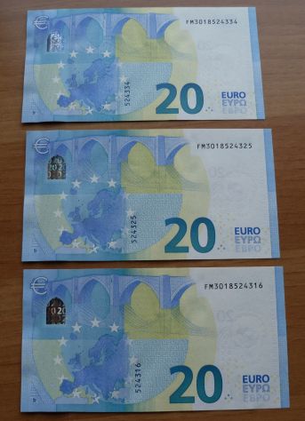 N° 3 BANCONOTE EURO DA 20 C. LAGARDE  CON NUMERAZIONE PROGRESSIVA FDS - - Foto 3