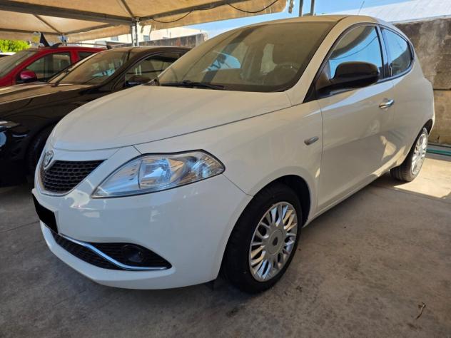 LANCIA Ypsilon 3ª serie Ypsilon 1.2 69 CV 5 porte Gold