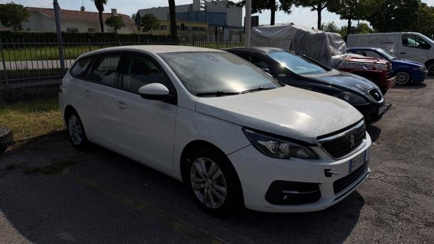 Peugeot 308 BlueHDi 130 S&S SW Business - Foto 3
