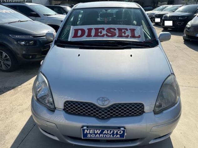 TOYOTA Yaris 1.4 tdi D-4D cat 3 porte Sol rif. 23979356 - Foto 3