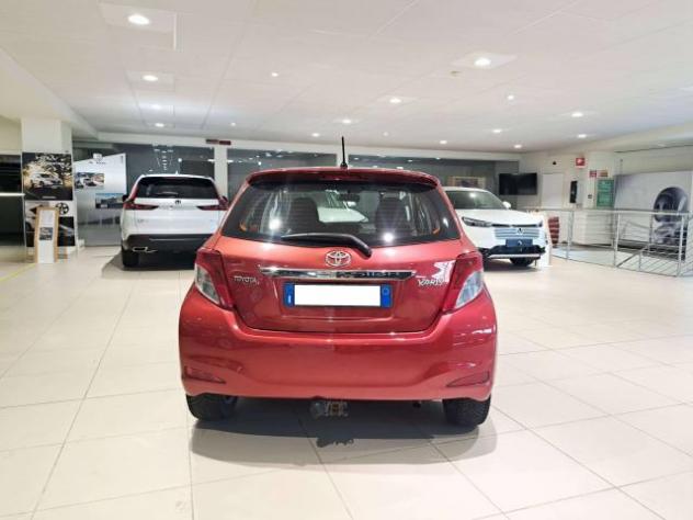 Toyota Yaris Yaris III 2011 5p 1.4 d-4d Lounge - Foto 7