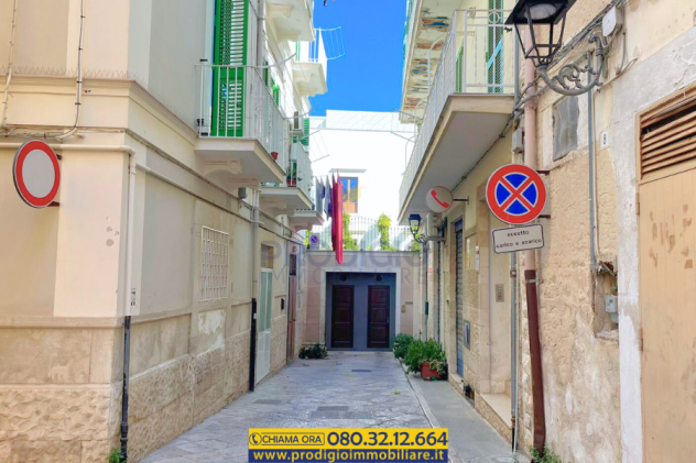 Comodo e personalizzabile trilocale a due passi dal porto in vendita a Molfetta