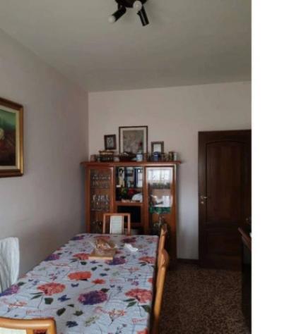 Immobile in asta di 135 m² con più di 5 locali e box auto in vendita a Novara - Foto 6