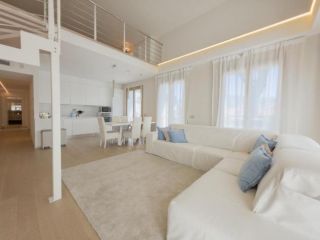 Attico in affitto a Forte dei Marmi 170 mq  Rif: 1420557