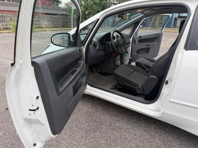 Mitsubishi Colt 1.3 16V 3p. Insport - Foto 9