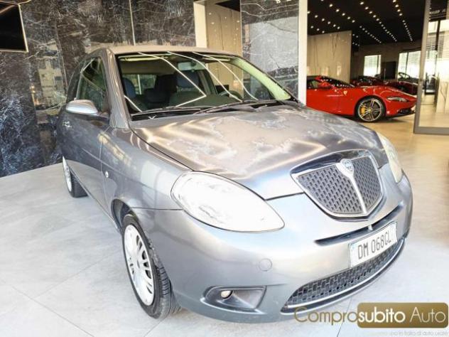 LANCIA Ypsilon 1.3 MJT 75 CV Platino rif. 24055127 - Foto 2