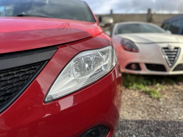 Lancia Ypsilon 1.2 69 CV 5 porte Platinum - Foto 9