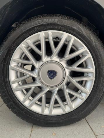 Lancia Ypsilon 1.2 69 CV 5 porte Gold - Foto 10