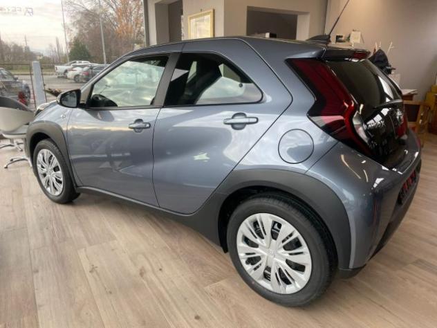 TOYOTA Aygo X 1.0 VVT-i 72 CV 5 porte Active CVT rif. 22956614 - Foto 5